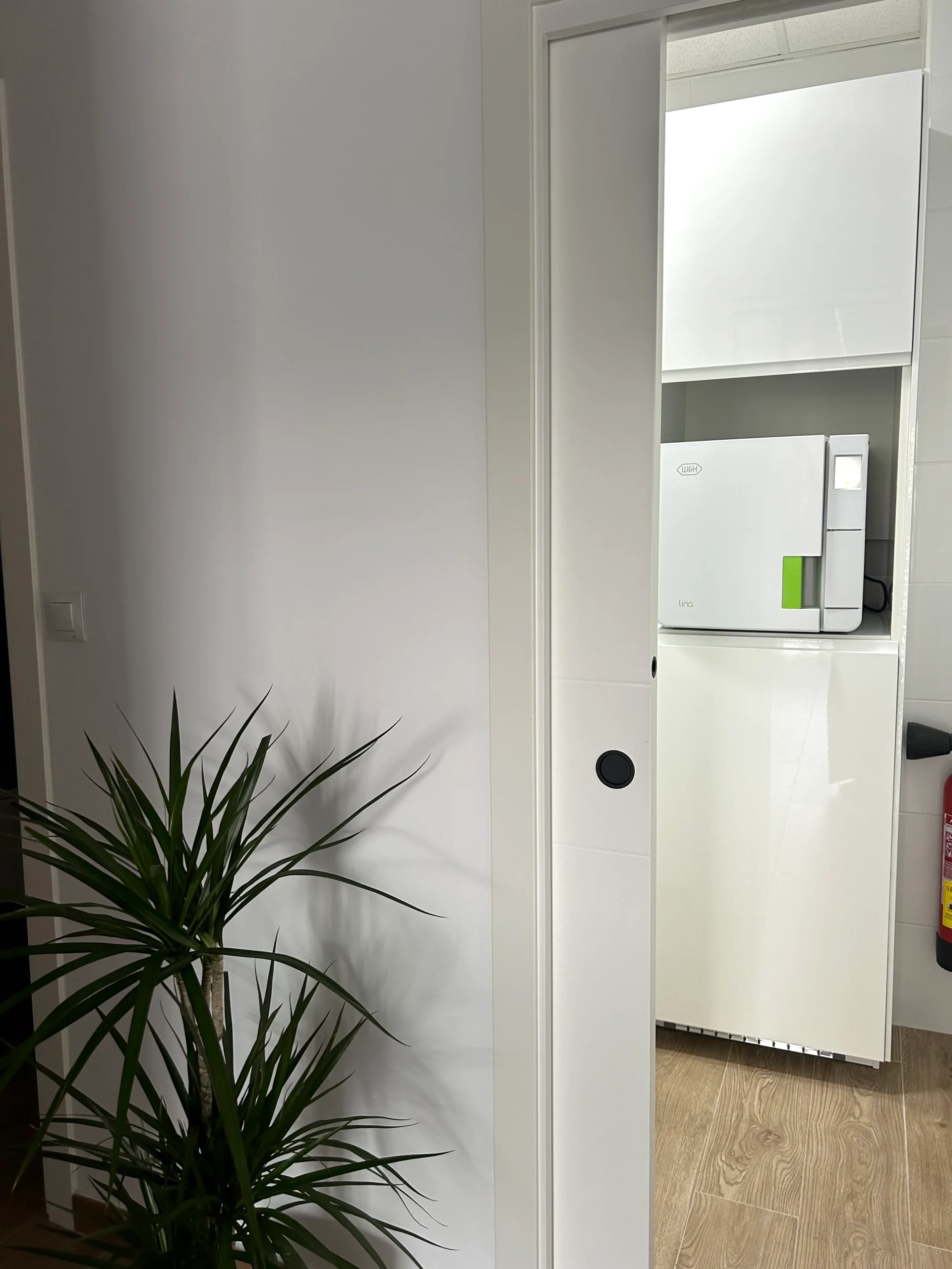 Sala de esterilización en Clínica Carrilero Dental, Málaga